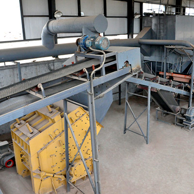 碎石機(jī)；石頭破碎設(shè)備